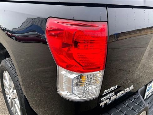 Used 2010 Toyota Tundra Limited AWD/4WD image 29