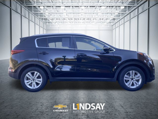 Used 2018 Kia Sportage LX w/ LX Technology Package FWD image 9