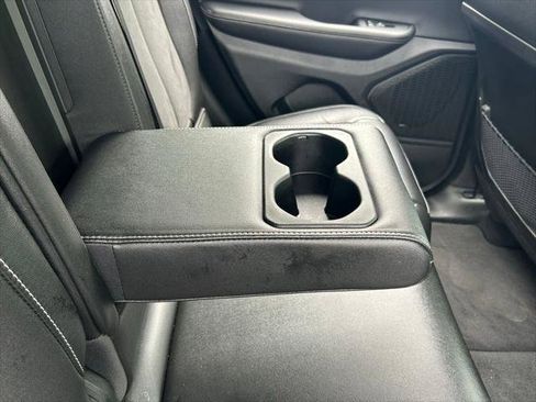 Certified 2024 Jeep Grand Cherokee Altitude image 39