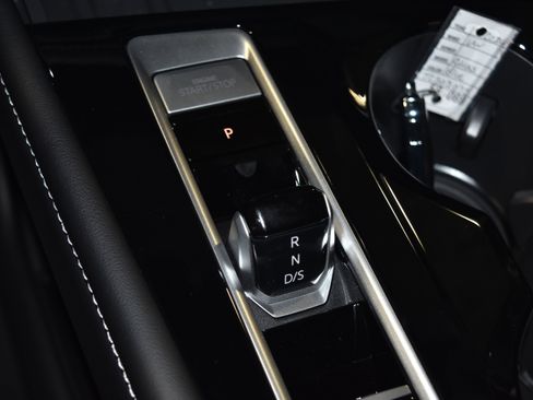 New 2026 Volkswagen Atlas SE image 12