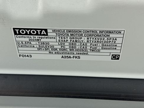Used 2024 Toyota Camry LE FWD image 19
