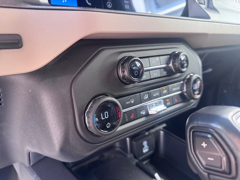 Used 2025 Ford Bronco Big Bend AWD/4WD image 17