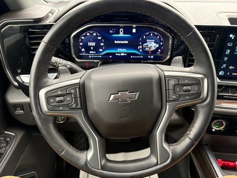 Used 2023 Chevrolet Silverado 1500 LT Trail Boss image 16