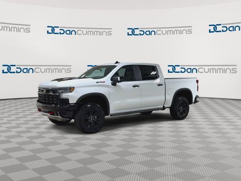 New 2026 Chevrolet Silverado 1500 ZR2 image 4