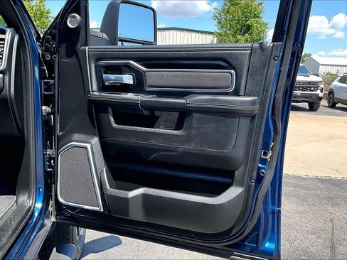 Used 2023 RAM 2500 Laramie AWD/4WD image 17