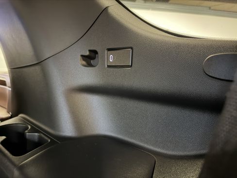 Used 2024 Chevrolet Tahoe High Country image 32