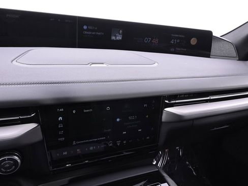 New 2026 Lincoln Navigator Reserve w/ Jet Appearance Package AWD/4WD image 27