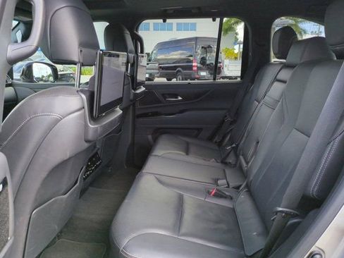 Used 2022 Lexus LX 600 4WD w/ Appearance Package image 13