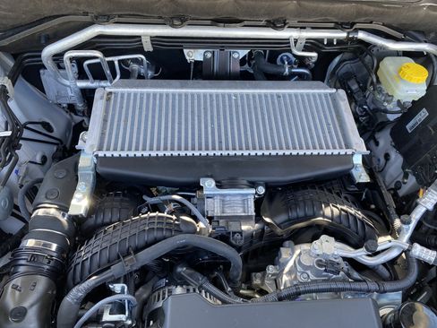 Certified 2025 Subaru Ascent Bronze Edition AWD/4WD image 24