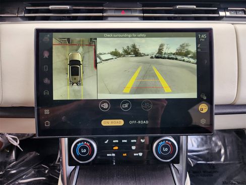 Used 2022 Land Rover Range Rover Long Wheelbase SE image 19