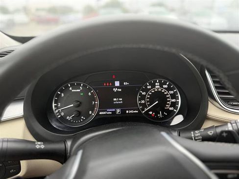 Used 2022 INFINITI QX50 Sensory AWD/4WD image 6