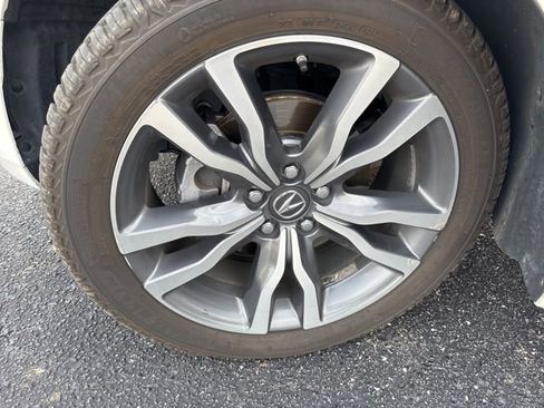 Used 2019 Acura MDX FWD w/ Advance Package image 5