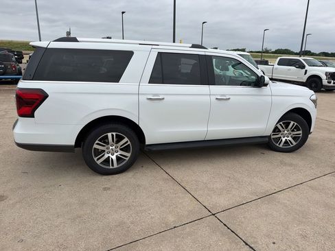 Used 2024 Ford Expedition Max Limited RWD image 20