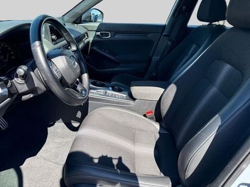 Used 2024 Honda Civic Sport image 3