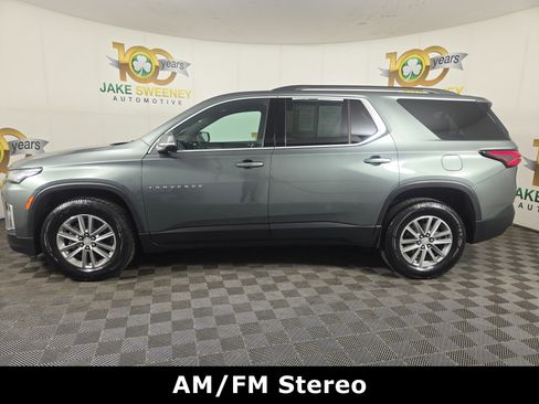 Used 2022 Chevrolet Traverse LT FWD image 4