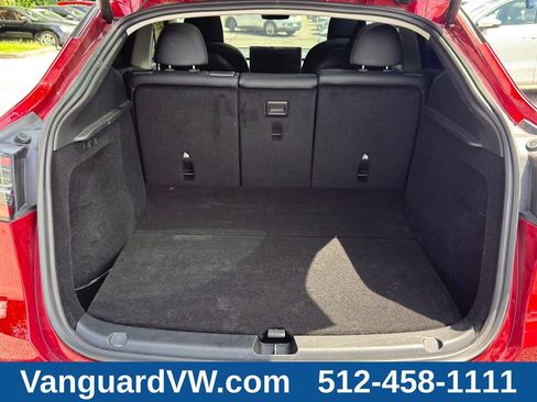 Used 2025 Tesla Model Y Long Range RWD image 11