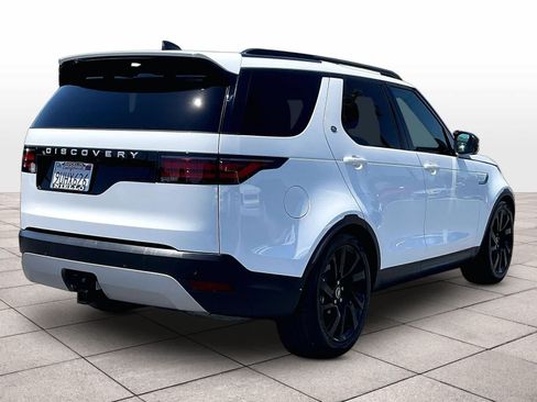Used 2025 Land Rover Discovery S AWD/4WD image 13