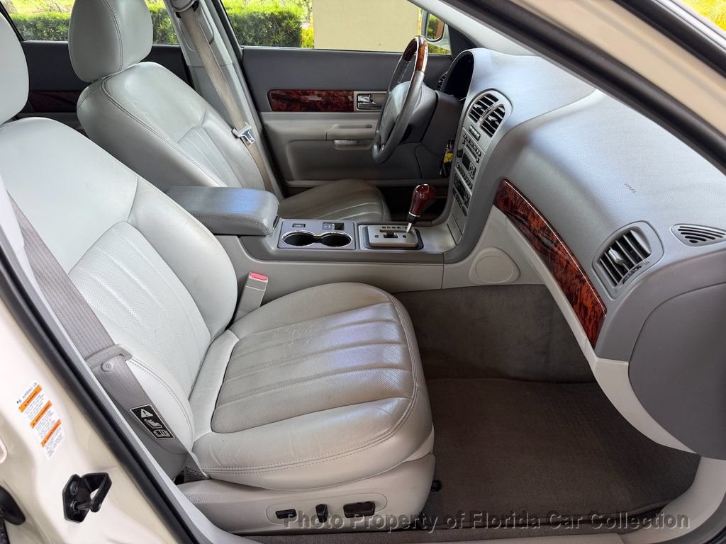 Used 2004 Lincoln LS RWD image 12