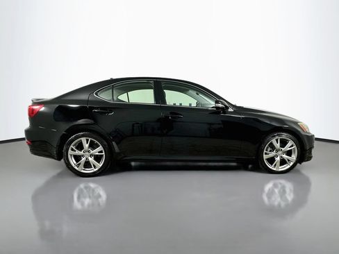 Used 2010 Lexus IS 250 w/ Preferred Accessory Package RWD image 9