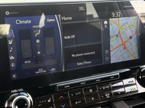 Used 2021 Toyota Highlander Limited image 20