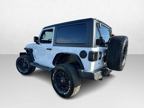Used 2019 Jeep Wrangler Sport image 6