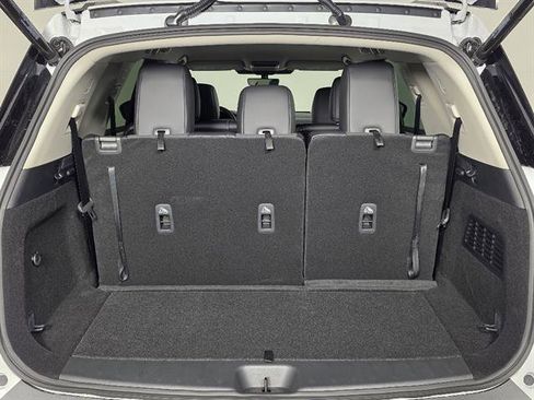 New 2026 Nissan Pathfinder SL AWD/4WD image 22