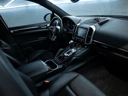Used 2015 Porsche Cayenne S AWD/4WD image 14