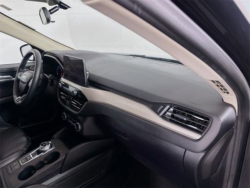 Used 2020 Ford Escape SEL image 28