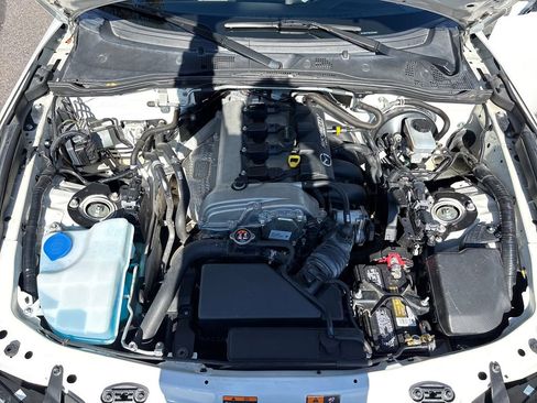 Used 2019 MAZDA MX-5 Miata RF Grand Touring w/ Appearance Package image 21