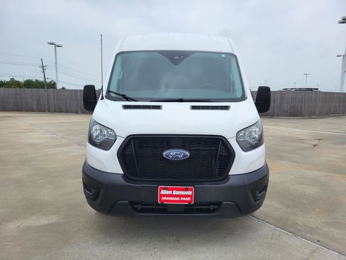 Used 2023 Ford Transit 250 Medium Roof AWD image 8