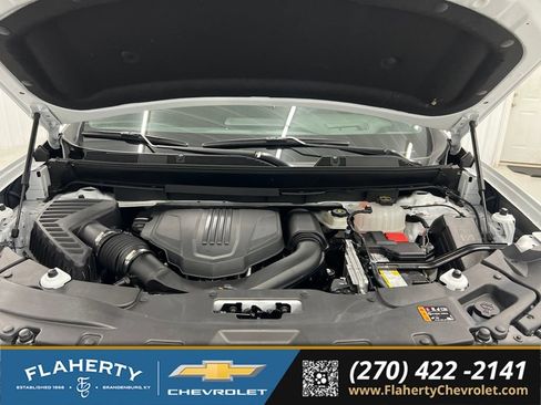 Used 2025 GMC Acadia Elevation w/ Elevation Premium Package FWD image 16