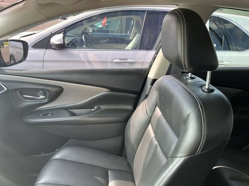Used 2023 Nissan Murano SV w/ SV Midnight Edition Package AWD/4WD image 22