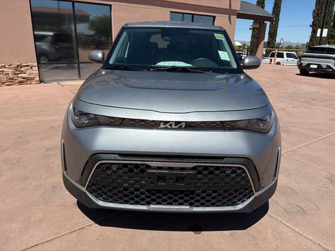 Certified 2025 Kia Soul LX FWD image 11