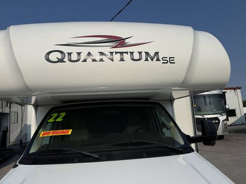 Used 2021 Ford E-450 and Econoline 450 Super Duty w/ Motorhome Prep Package RWD image 34