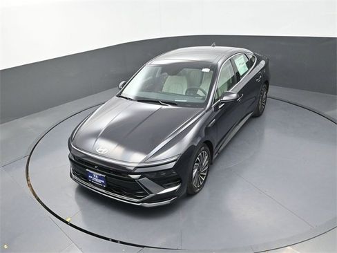 New 2026 Hyundai Sonata Limited image 26