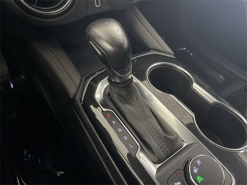 Certified 2022 Chevrolet Blazer Premier image 32