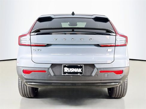 Certified 2023 Volvo C40 P8 Recharge Ultimate w/ Protection Package Premier image 6