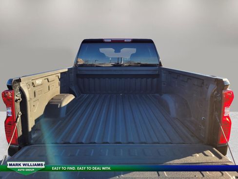 Used 2024 Chevrolet Silverado 2500 Custom w/ Custom Value Package image 23