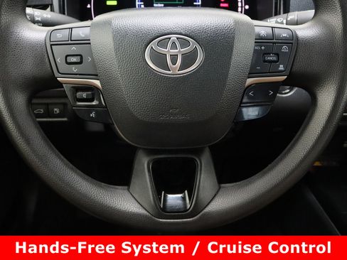 Certified 2025 Toyota Camry LE FWD image 22