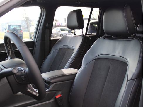 New 2026 Jeep Grand Cherokee Altitude AWD/4WD image 14