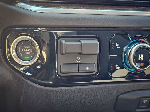 New 2026 GMC Sierra 2500 SLE w/ SLE Value Package; image 26