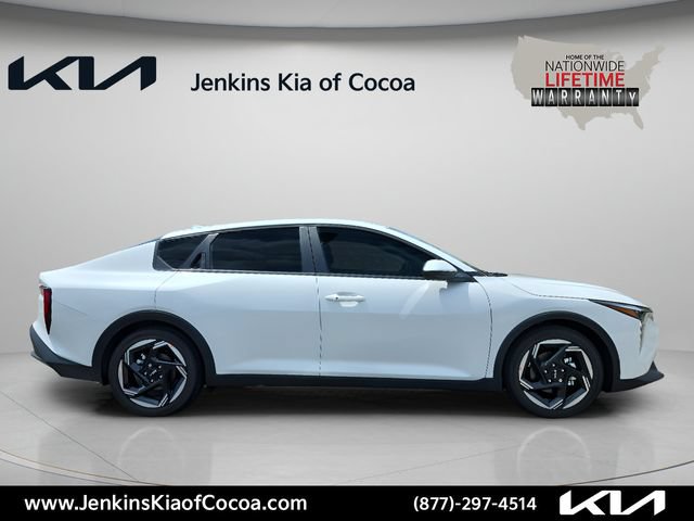 New 2026 Kia K4 EX FWD image 3
