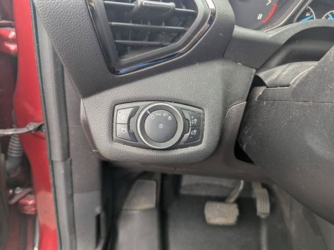Used 2016 Ford Escape Titanium w/ Equipment Group 301A AWD/4WD image 16