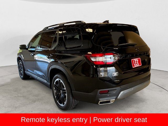 New 2026 Honda Pilot Touring image 3
