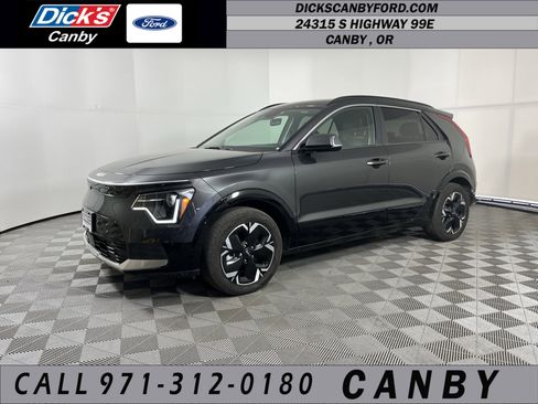 Used 2023 Kia Niro Wind w/ Wind Preserve Package FWD image 1