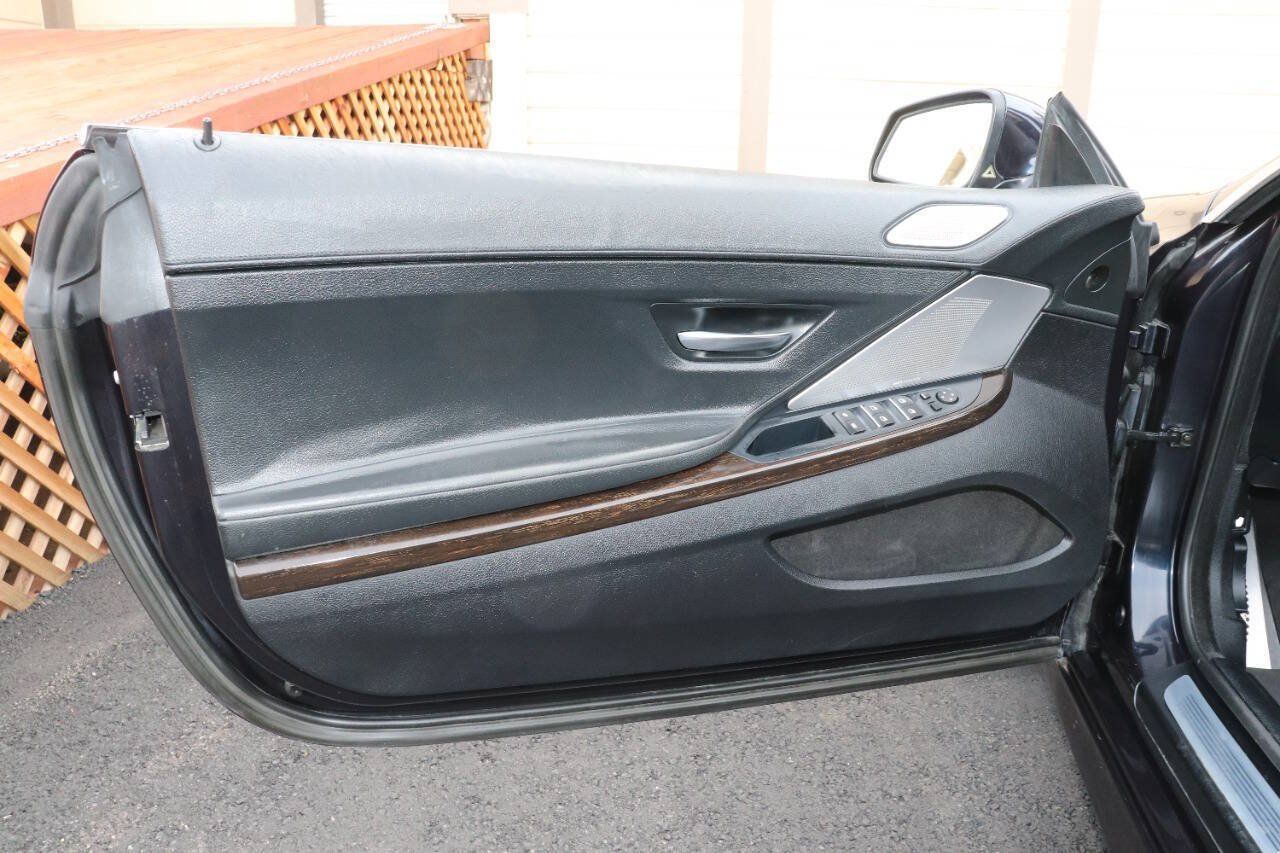 Used 2012 BMW 640i Convertible RWD image 25
