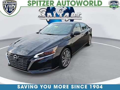 Used 2024 Nissan Altima 2.5 SL AWD/4WD image 5
