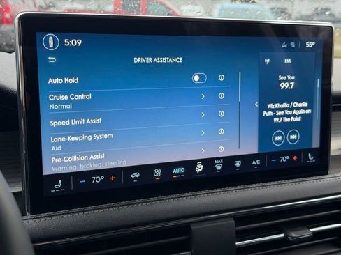 Used 2023 Lincoln Corsair Standard image 38