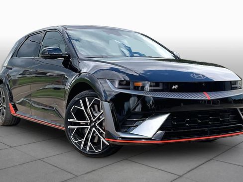 Certified 2025 Hyundai Ioniq 5 N AWD/4WD image 2