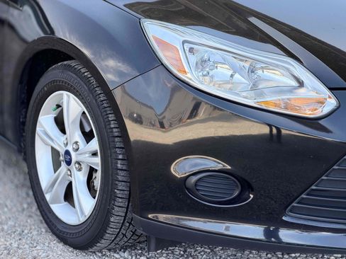 Used 2014 Ford Focus SE FWD image 11
